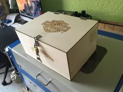 Box for "wooden V2 engine lamp"