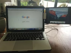 Macbook Ipad mini clip holder