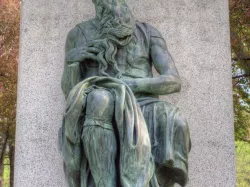 Moses (beta)