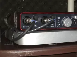 Support bracket for Mac mini and Focusrite Scarlett 2i2 audio interface