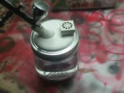 Airbrush cleaner pot