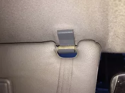 CLIP DE VISERA PARA LANCER MITSUBISHI 96