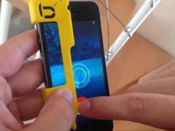 Light Pokeball aimer for Pokemon Go (iPhone 5)