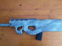 airsoft gun