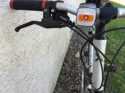 Bike handlebar mount for CLIC hike light
