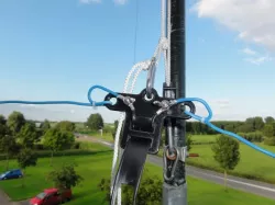 Dipole Bracket for wire dipoles