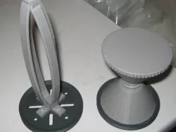 horizontal spool holder