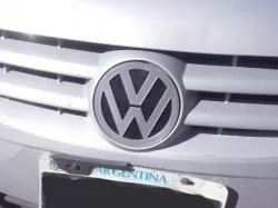 VW GOL TREND 2007 FRONT EMBLEM