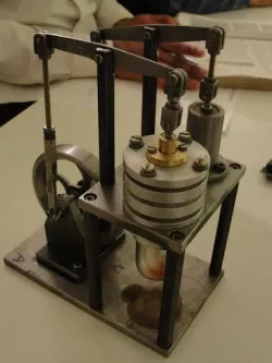 alpha type sterling engine