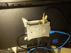 VESA adapter for raspberry pi