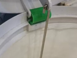 R2D2 Trash Can Hinge