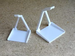Toy crane basket