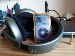 iPod Classic 160Gb soft case