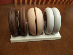Looping Yoyo Holder