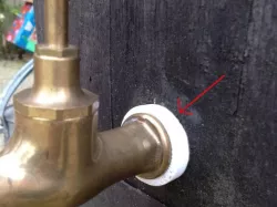Rain Barrel Plug (BSP 3/4" screw thread)
