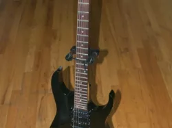 DIY Guitar Stand