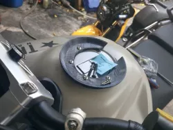 Gasoline cover cap for TRIUMP TIGER 800 XC