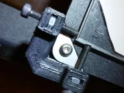 Monoprice Maker Select v2 Glass Bed Corner Clamps