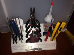 Tool holder