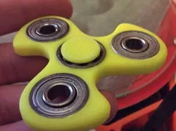 EDC Fidgety spinning toy