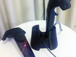 HTC Vive controllers stand