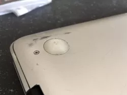 Pied de protection (support) pour MAC BOOK PRO