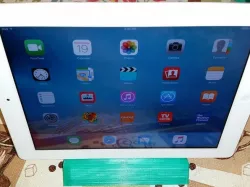 Yet another cell phone + iPad stand