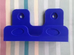 Hippo: the universal phone wall dock