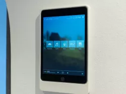 iPad Mini 4 Wall Mount