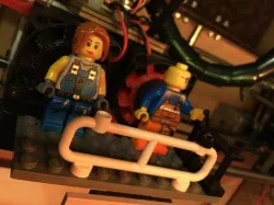 Replicator lego rail