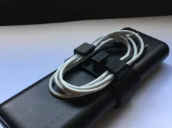 Anker PowerCore 20100 Cable Holder (Updated 12/24/19)
