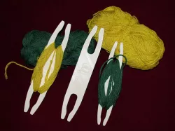 Customizable Hand-Weaving Curved Shuttle