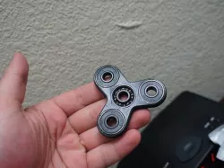 Mini Spinny - The Triple Spinner for smaller hands