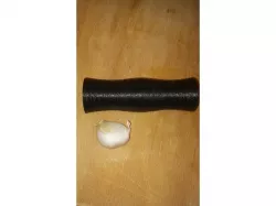 Garlic clove peeler