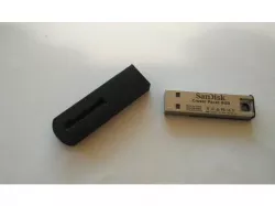 SanDisk USB Drive Cover