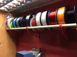 Rack for filament spools