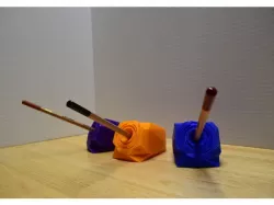 Simple Low-Poly Pencil Holder