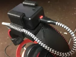 EDTracker mount for HyperX Cloud II headset