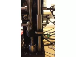 Spindel nut holder