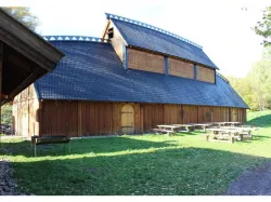Viking feasting hall from Borre (Gildehallen)