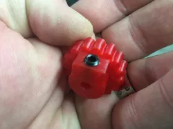 Extrusion knob with M6/M4 screw