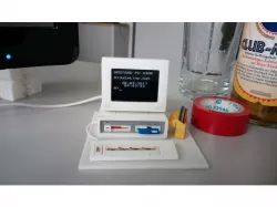 Miniature Amstrad PC1640 NTP Deskclock
