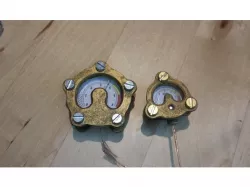 Steampunk Ornament Manometer 3 flanshes