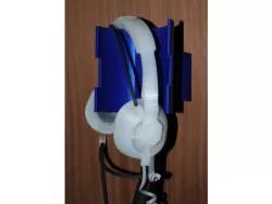 Flexible chin strap attachment