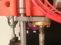 Z-axis anti-wobble