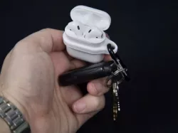 AirPods Keychain Holder