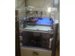 another Leapfrog Creatr enclosure with Wifi Cam and side plates openers