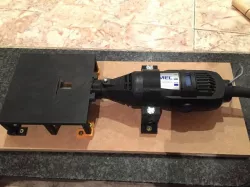 Dremel sanding and cutting table. Mesa para cortar y lijar con Dremel.