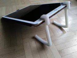 Minimal iPad stand