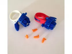Ring Revolver Toy maintenant il lance des progectiles , Now he launches projectiles